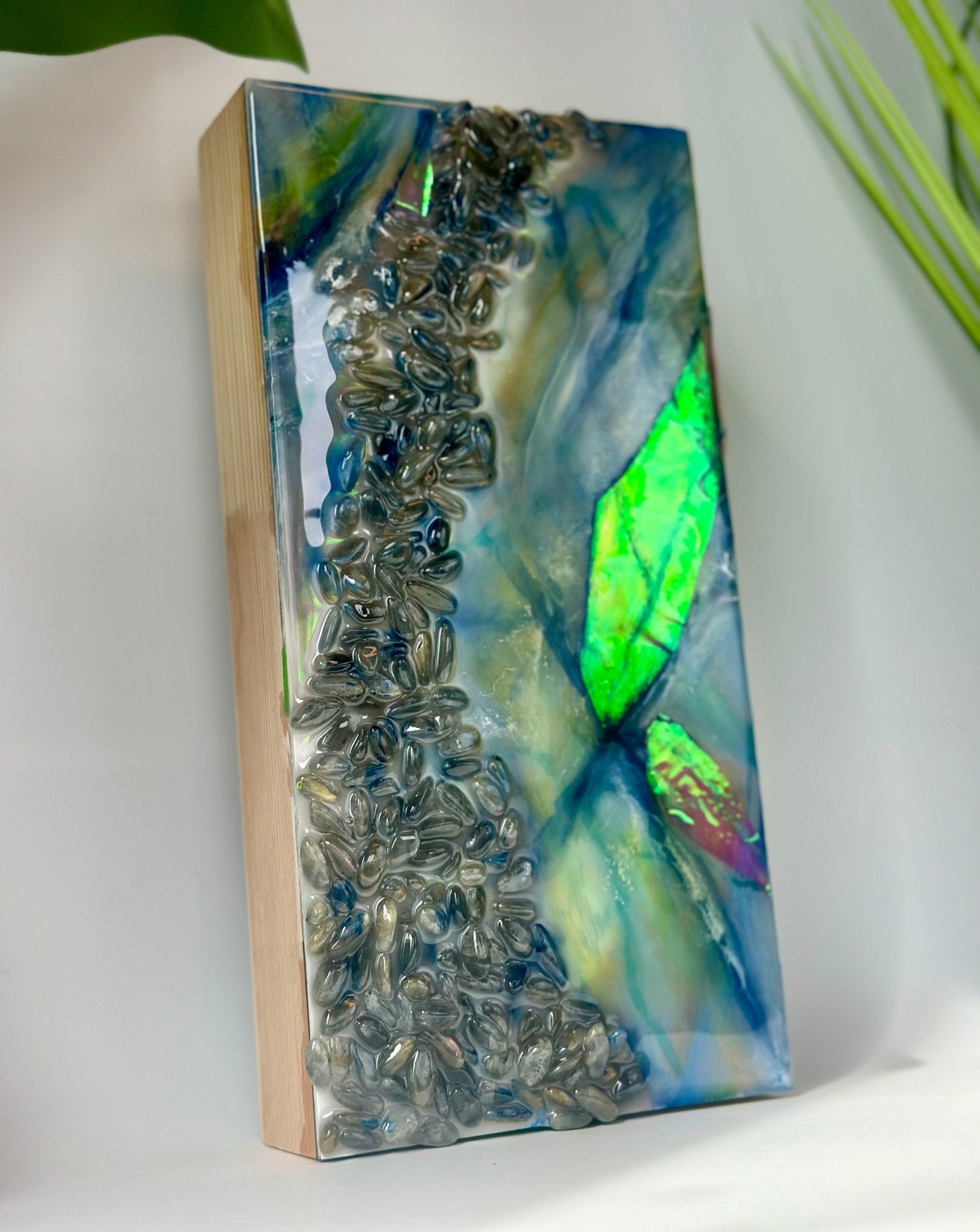 LABRADORITE - Bragg About It Artistry