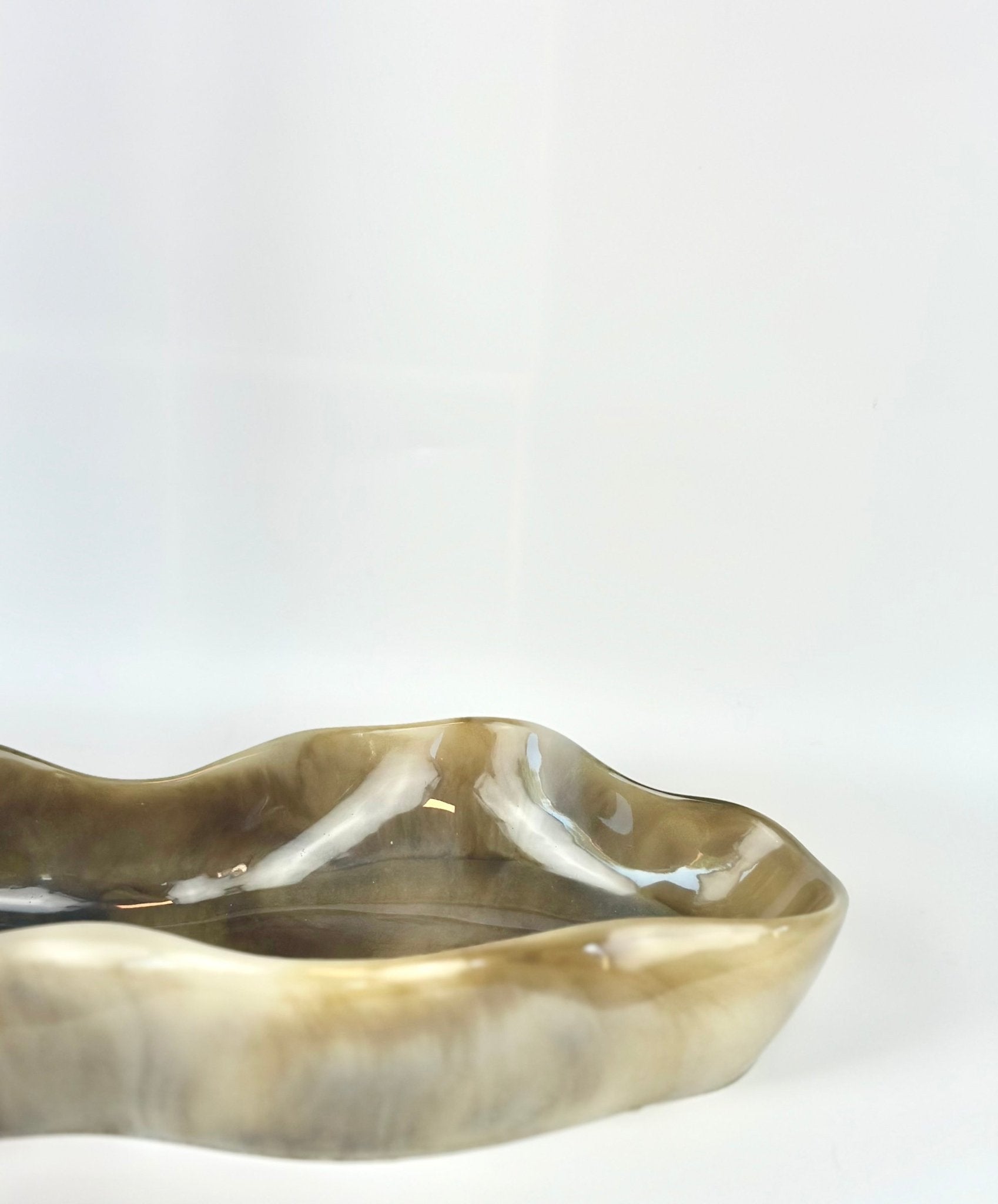 Wavy Neutral Marbled Tray - Bragg About It Artistry