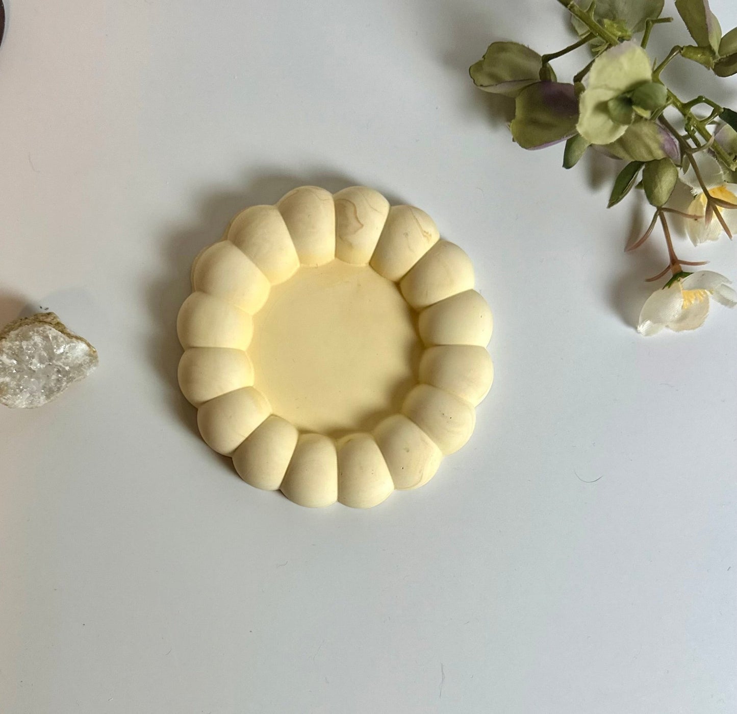 Yellowish Concrete bubble Dish - Bragg About It Artistry